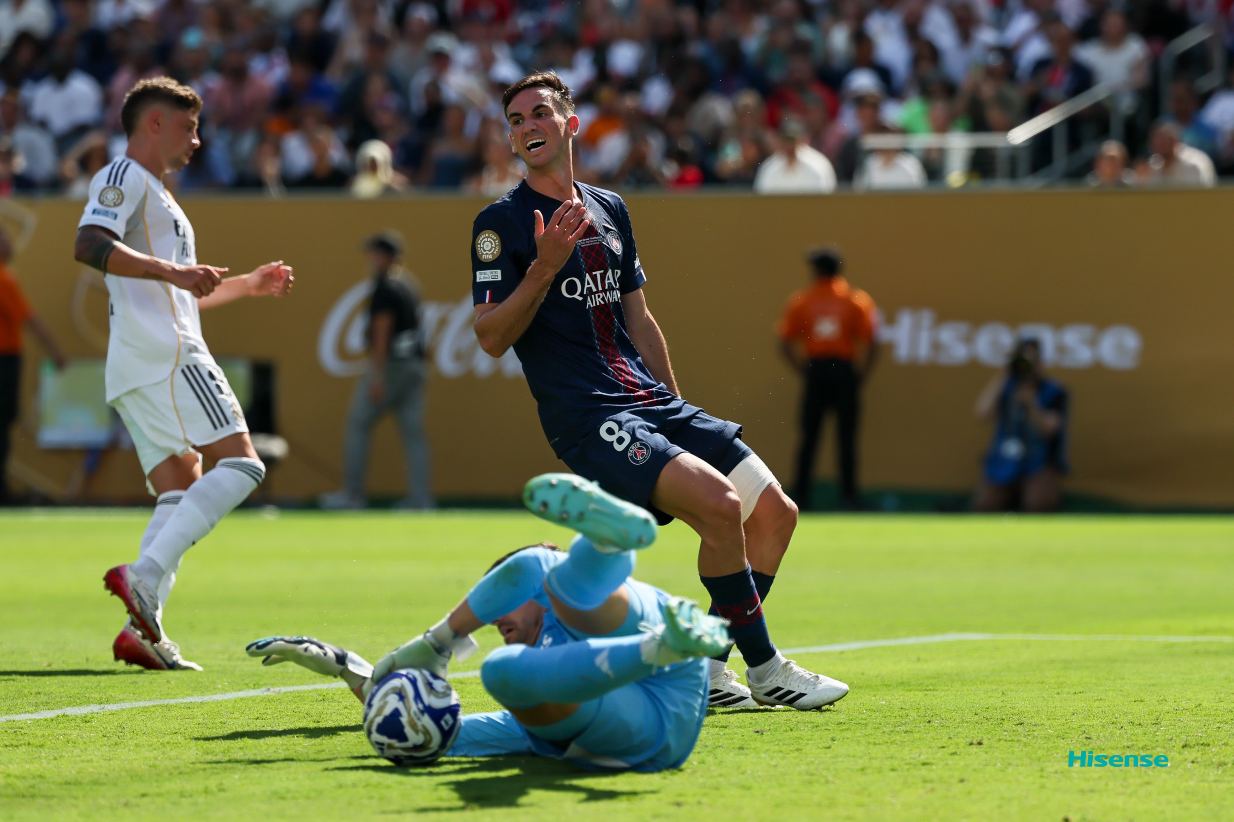 爱游戏网址-关于马德里竞技发布备战花絮；今晨刷新队史纪录；中超任务艰巨；赛程密集仍需轮换的信息