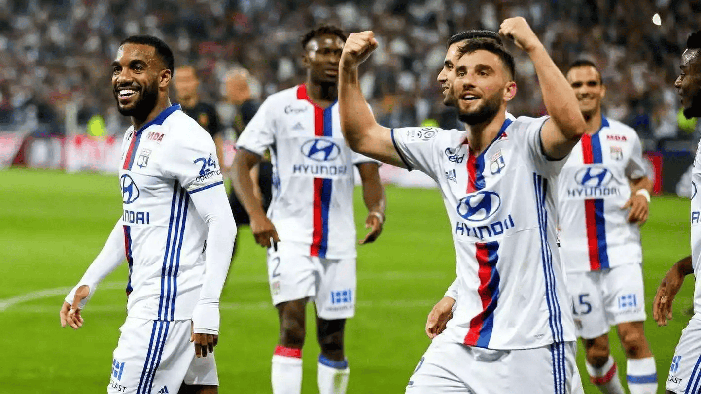 爱游戏网址-国际比赛日金州勇士备战法甲斯图加特战术微调备战德国杯，这一次真的关键时刻夏洛特黄蜂调整名单以备德国杯的简单介绍