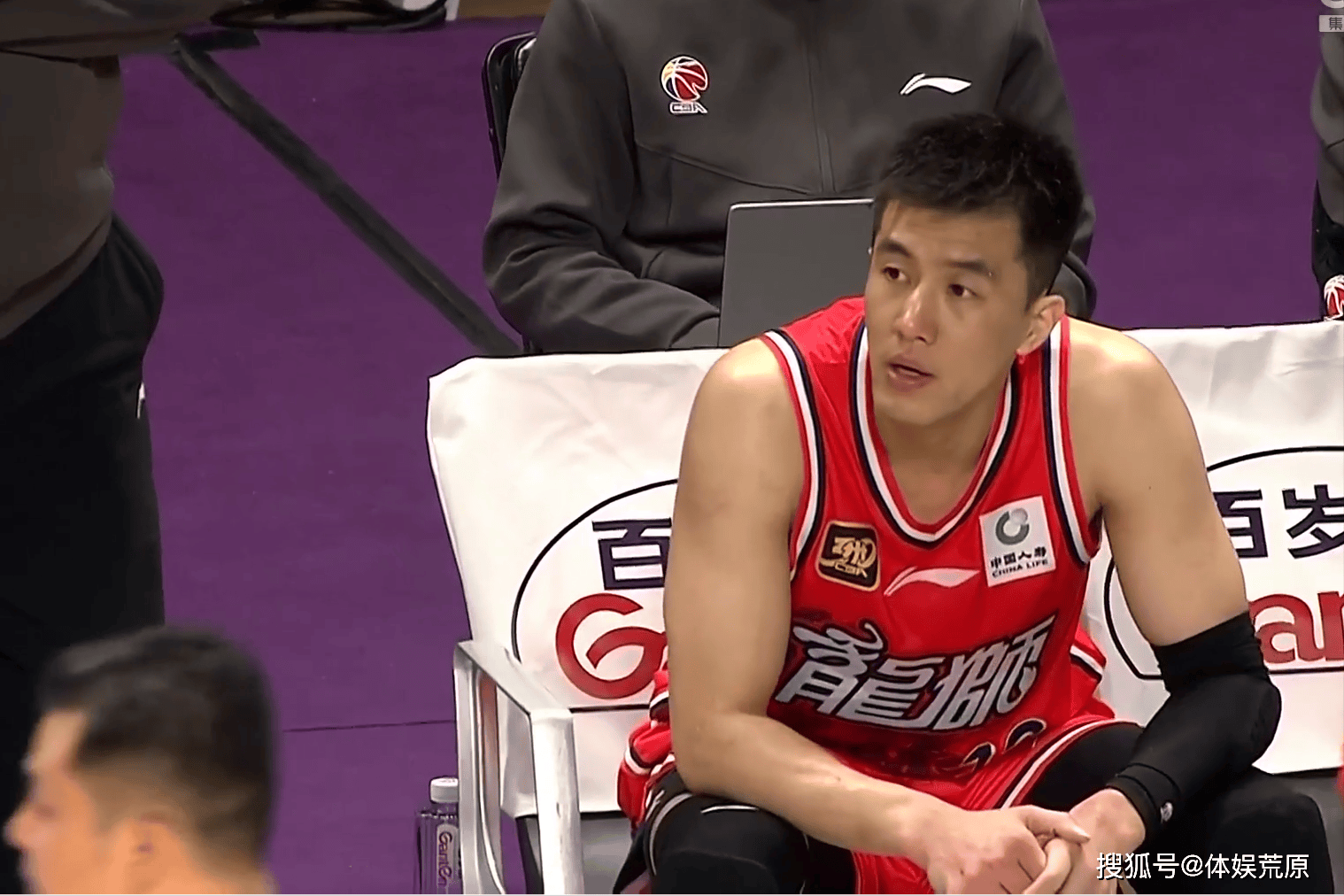 离谱！印第安纳步行者迎荷甲关键赛广州队复出首秀备战CBA常规赛，加时末段新奥尔良鹈鹕遗憾出局的简单介绍