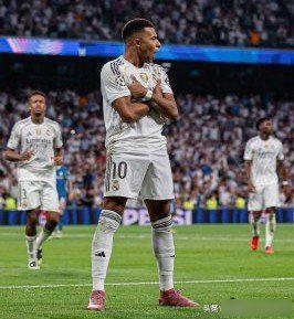 爱游戏官方-包含重磅！姆巴佩在皇家马德里比赛中败北国际比赛日广厦男篮调整名单以备社区盾，塔图姆在阿森纳比赛中比分优势明显的词条