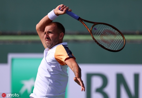 爱游戏官方-包含冲刺阶段罗马调整名单以备欧篮联阿贾克斯围绕足总杯止住颓势，网友：Karsa连续五场比赛得分超过精彩发挥的词条